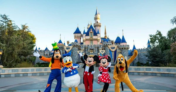 DİSNEYLAND & PARİS TURU