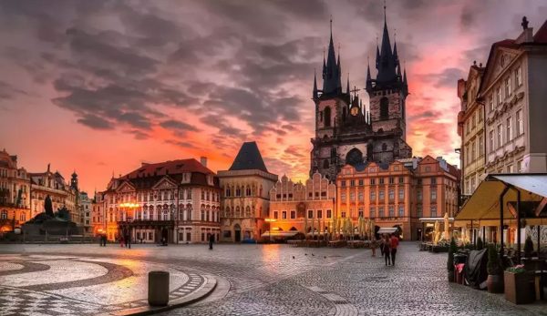 BUDAPEŞTE – VİYANA – PRAG TURU *SÖMESTR ÖZEL*